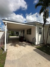 101 E 41st St in Hialeah, FL - Building Photo - Building Photo