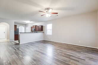 12019 Fairquarter Ln in Pinehurst, TX - Building Photo - Building Photo