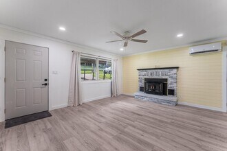 19038 Pinecrest Ln in Rogers, AR - Building Photo - Building Photo