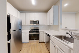 10306 Strathmore Hall St-Unit -FL2-ID1879A in North Bethesda, MD - Building Photo - Building Photo