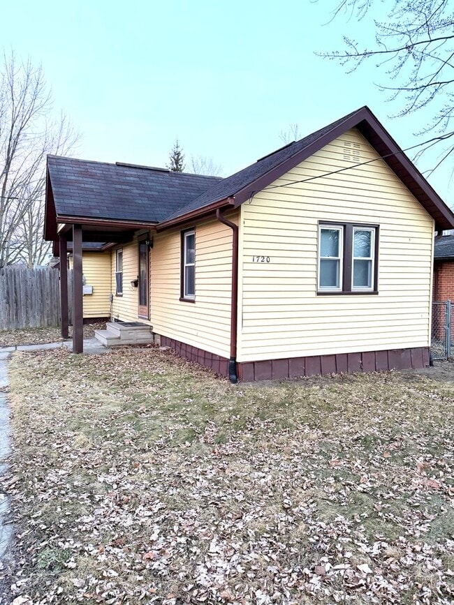 property at 1720 S Wheeler St