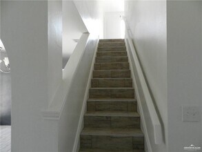 7 Providence Ave in McAllen, TX - Building Photo - Building Photo