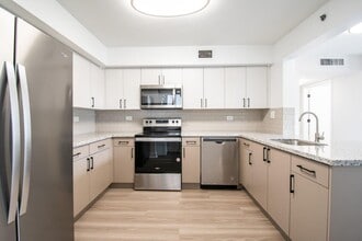 Legacy at Brickell in Miami, FL - Building Photo - Building Photo