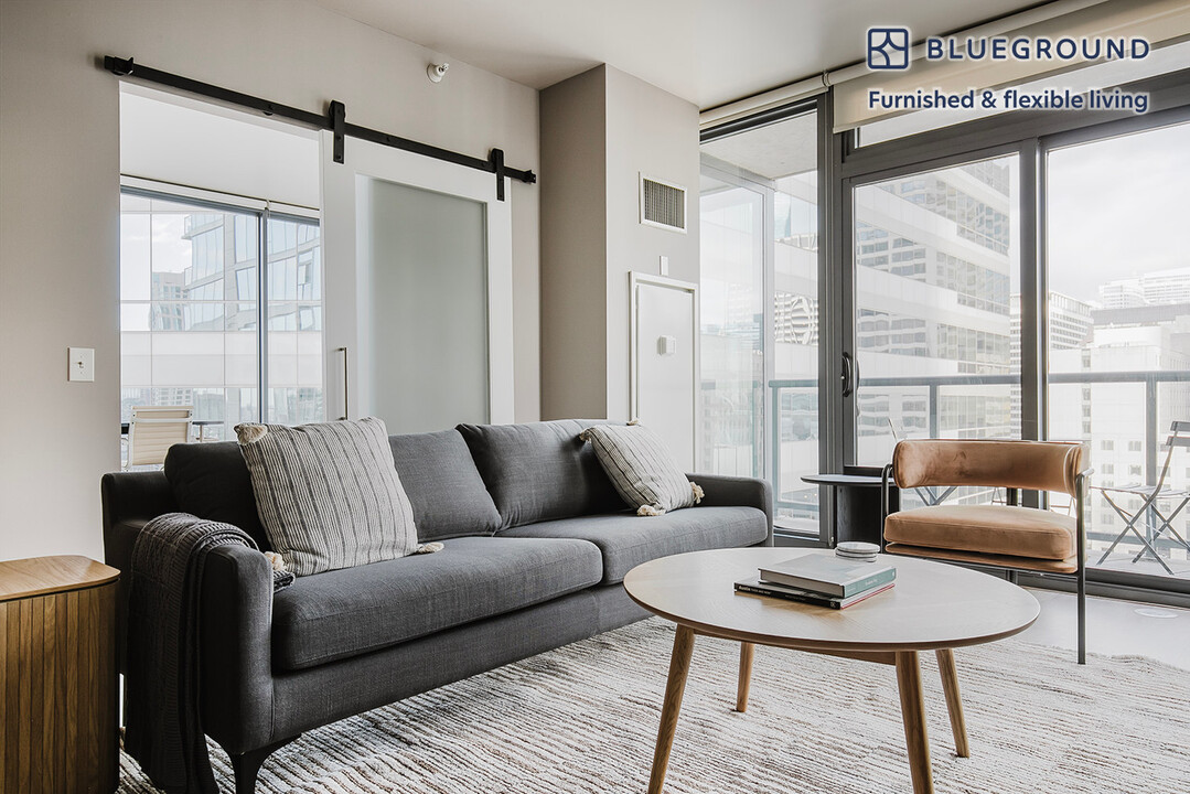 505 N State St in Chicago, IL - Building Photo