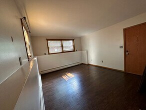 1325 Fair Street, Unit #3 in Mankato, MN - Building Photo - Building Photo