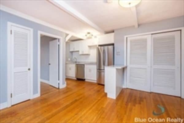 4 Wigglesworth St, Unit 3 in Boston, MA - Building Photo - Building Photo