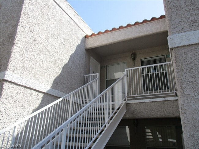 6800 E Lake Mead Blvd in Las Vegas, NV - Building Photo - Building Photo