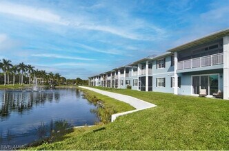 26381 Coco Cay Cir in Bonita Springs, FL - Foto de edificio - Building Photo