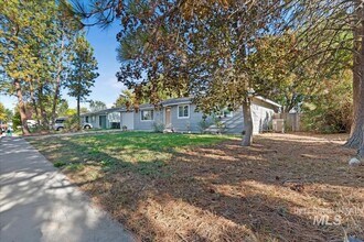 680 W Mendi Pl in Kuna, ID - Building Photo - Building Photo