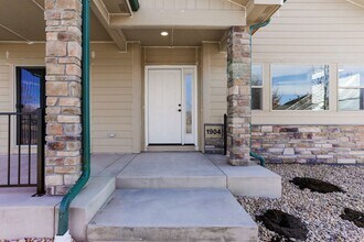1904 Sunshine Peak Dr in Loveland, CO - Building Photo - Building Photo
