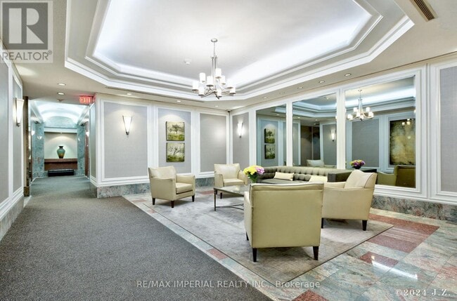 24 Wellesley St W in Toronto, ON - Building Photo - Building Photo