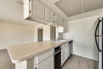 2505 Wedglea Dr in Dallas, TX - Building Photo - Building Photo