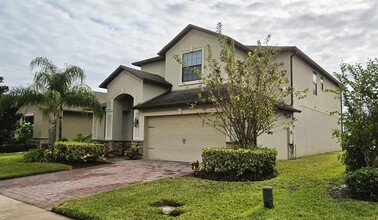 4309 Summer Breeze Way in Kissimmee, FL - Building Photo - Building Photo