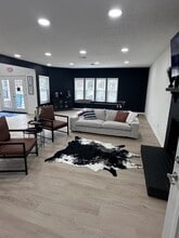 Hickory Creek in Columbus, OH - Building Photo - Building Photo