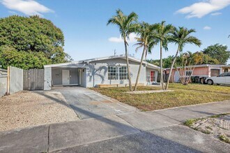 108 SW 24th Ave in Fort Lauderdale, FL - Building Photo - Building Photo