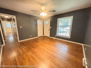 4206 Vinetta Ct in Charlotte, NC - Building Photo - Building Photo