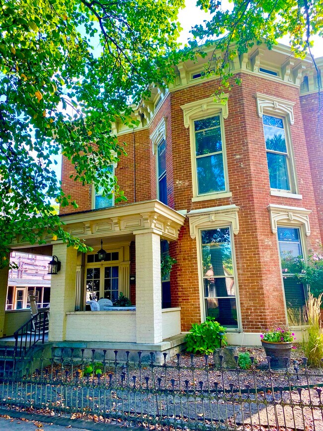 925 Franklin St Rentals in Columbus, IN