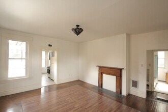 201 Franklin Ave, Unit 2 in Pittsburgh, PA - Building Photo - Building Photo