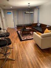 27 Stirling St in Savannah, GA - Foto de edificio - Building Photo