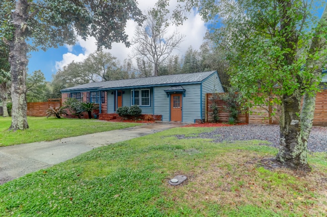 1117 Ocean View Rd in Charleston, SC - Building Photo - Building Photo