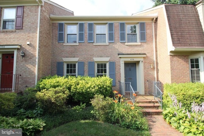property at 436 N Park Dr