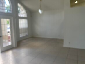 3074 SW Savona Blvd in Port St. Lucie, FL - Building Photo - Building Photo