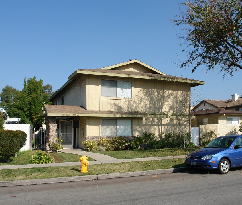 4291-4297 Green Ave in Los Alamitos, CA - Foto de edificio