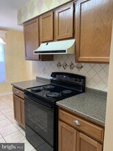 22319 Mayfield Sq in Sterling, VA - Building Photo - Building Photo