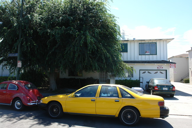 760 Deland Ave in San Jose, CA - Foto de edificio - Building Photo