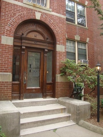 property at 19 Short St
