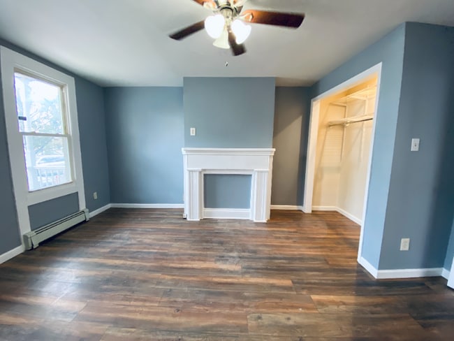 300 Townsend St in New Brunswick, NJ - Foto de edificio - Building Photo