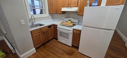 44 Estes St in Lynn, MA - Building Photo - Building Photo