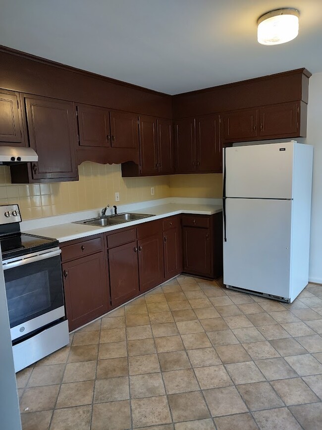 112 E Chandler St in Culpeper, VA - Building Photo - Building Photo