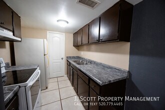 1432 N 54th Ave in Phoenix, AZ - Building Photo - Building Photo