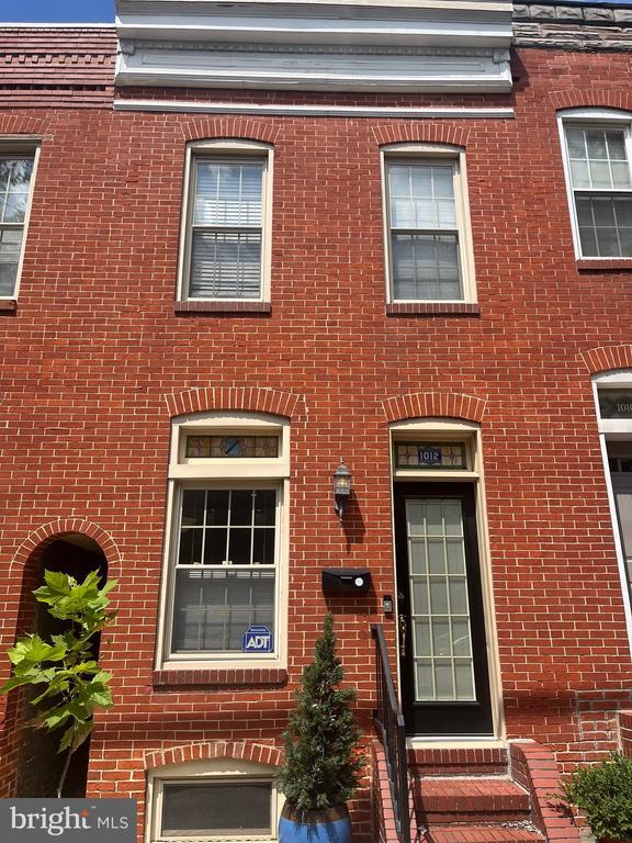 property at 1012 S Bouldin St