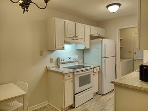 801 Burcale Rd, Unit K1 in Myrtle Beach, SC - Foto de edificio - Building Photo