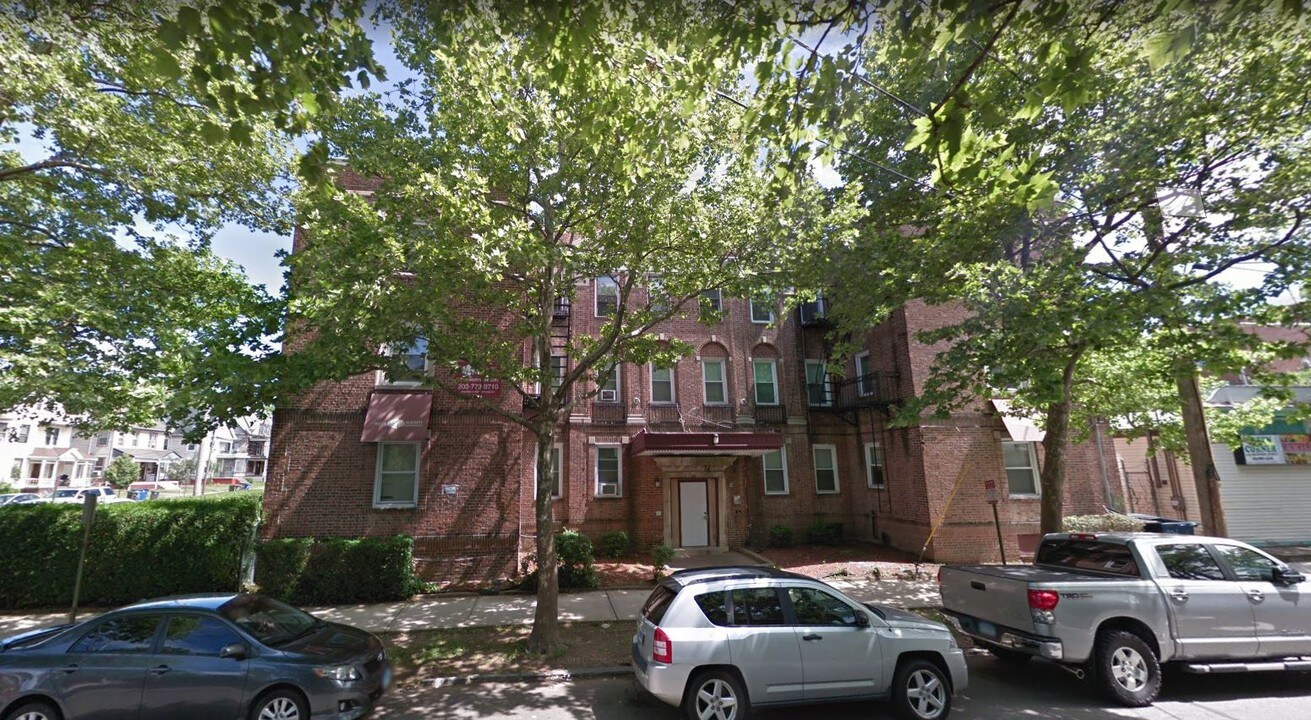 285 Edgewood Ave in New Haven, CT - Building Photo