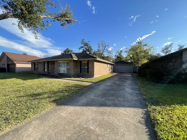 property at 9015 Eldora Dr