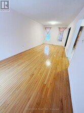 79 Cairncross Crescent in Markham, ON - Building Photo - Building Photo