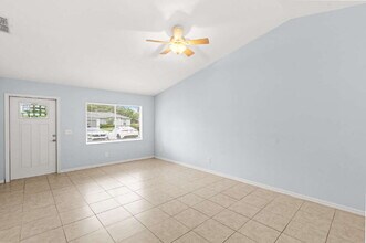 8400 Matanzas Rd in Ft. Myers, FL - Foto de edificio - Building Photo
