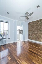 ELIZABETH in New York, NY - Building Photo