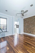 ELIZABETH, Unit 6A in New York, NY - Foto de edificio - Building Photo