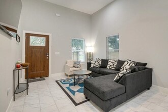 3523 Bain St in Houston, TX - Building Photo - Building Photo