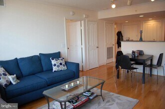 1220 N Fillmore St in Arlington, VA - Building Photo - Building Photo