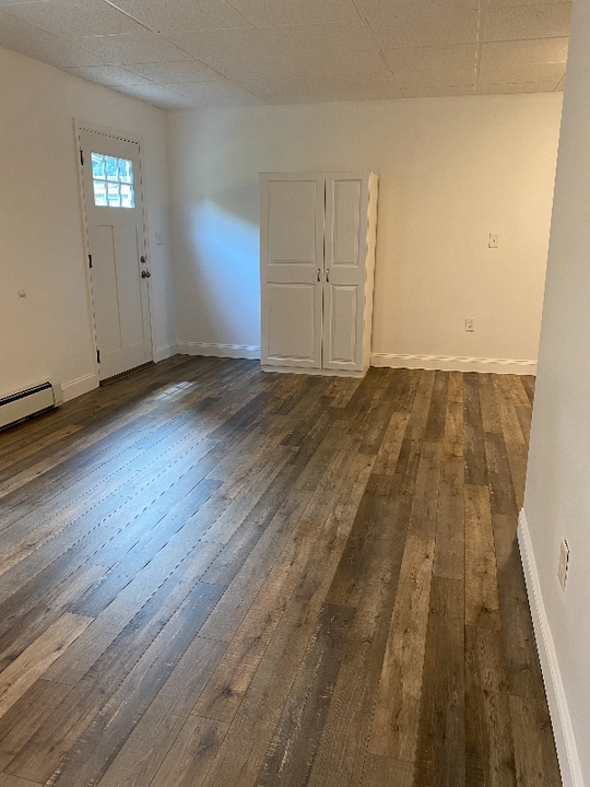 1042 Main St-Unit -#2 in Leeds, NY - Building Photo