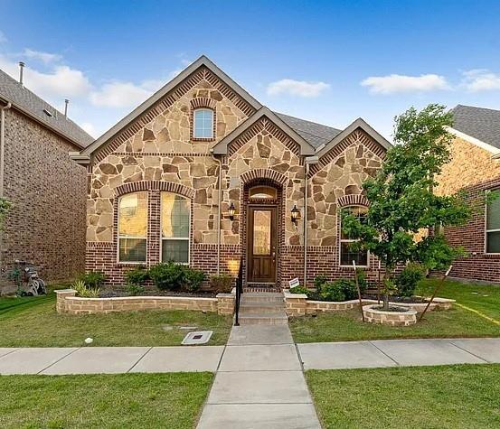 7023 Mammoth Dr