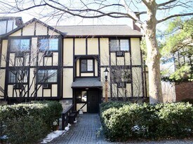 50 Aiken St in Norwalk, CT - Building Photo