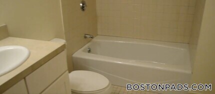 40 Boylston St, Unit 606 in Boston, MA - Building Photo - Building Photo
