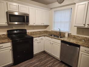 4905 Black Oak Rd in Richmond, VA - Building Photo - Building Photo