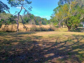 2105 Arbuckle Rd in Spring Hill, FL - Building Photo - Building Photo